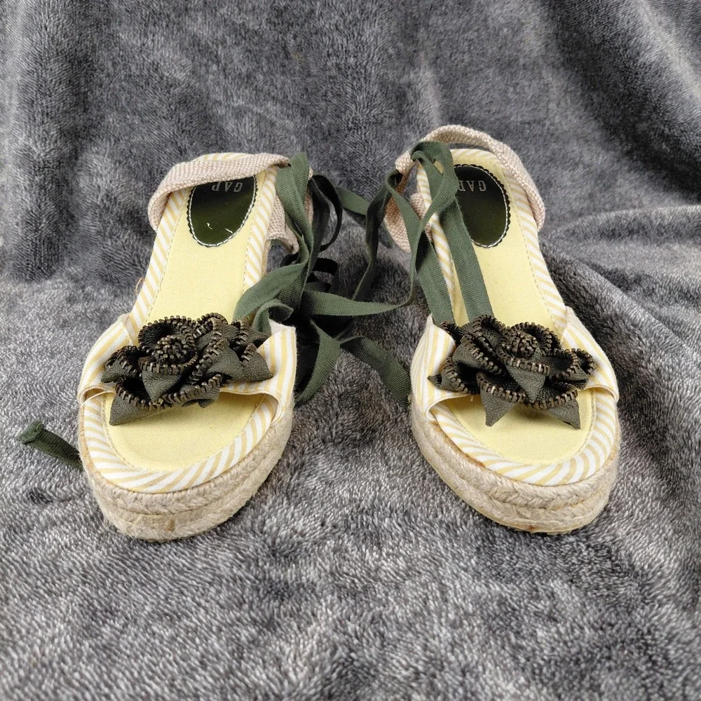 GAP Women Striped Espadrille Wedge Sandals with Flower‎ Detail Lace Up